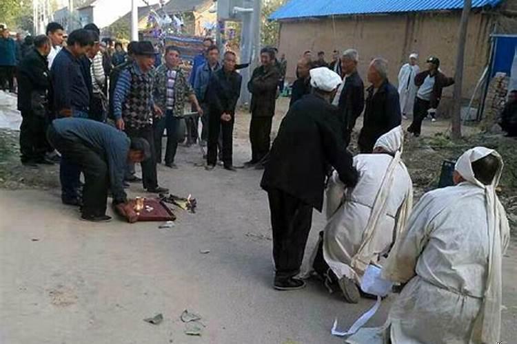 离婚九年的纠葛