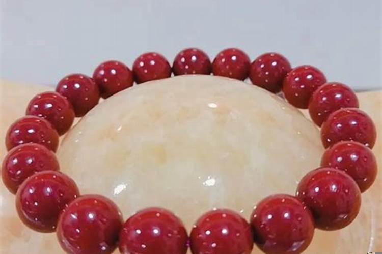 男人佩戴朱砂的好处与坏处