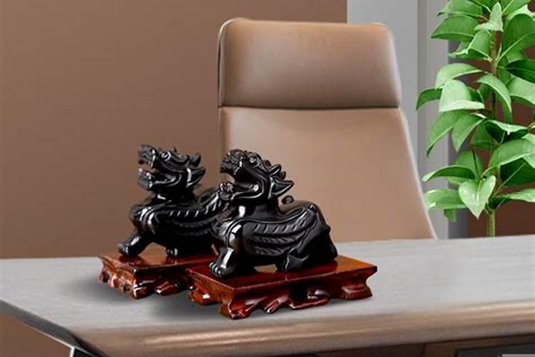 办公桌摆什么增加人缘