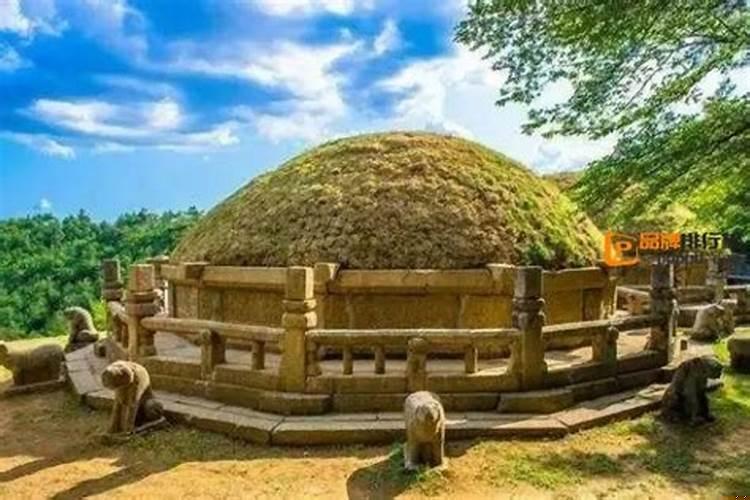 发财最猛的祖坟风水是怎样的