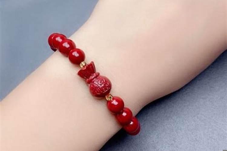 87年属兔应该佩戴什么