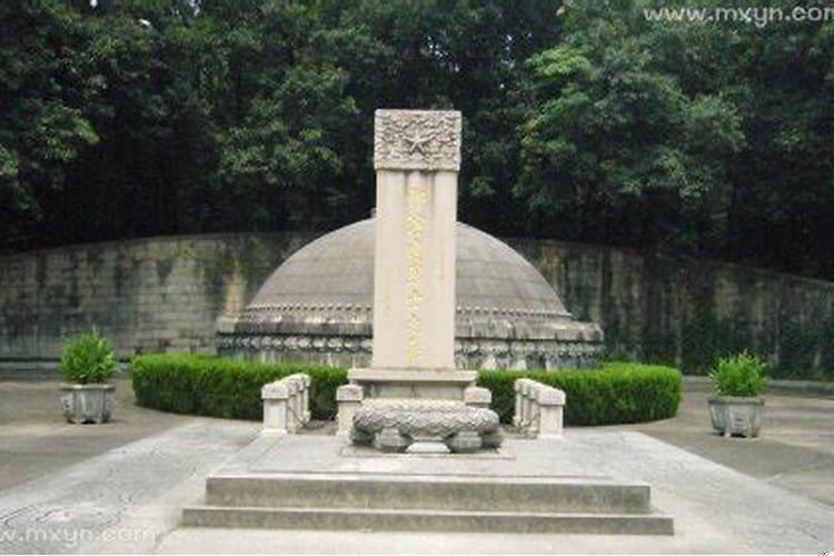 做梦梦到坟墓预示着什么意思周公解梦