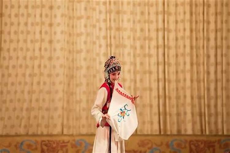 做梦唱京剧啥意思