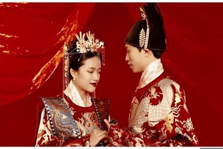 女生甲寅日为什么克夫