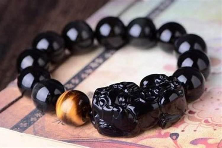 黑曜石适合什么生肖人戴