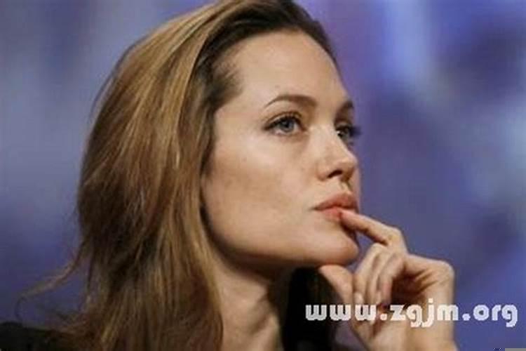 怀孕梦见自己难产生不下来