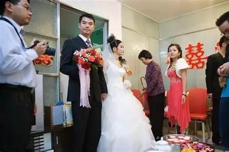 结婚男女双方各办各的