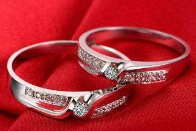 结婚必须买钻戒吗女生