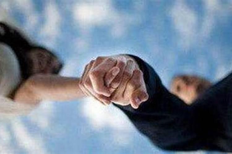 夫妻间的信任取决于哪些因素的关系