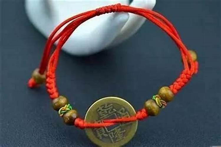 属猪防小人应该佩戴什么