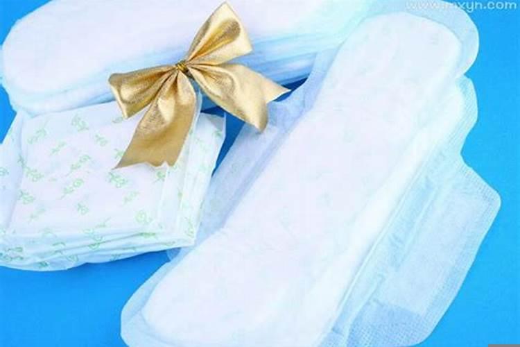 梦见女人带血的卫生巾好吗