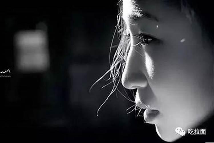 老是梦到一个人什么意思