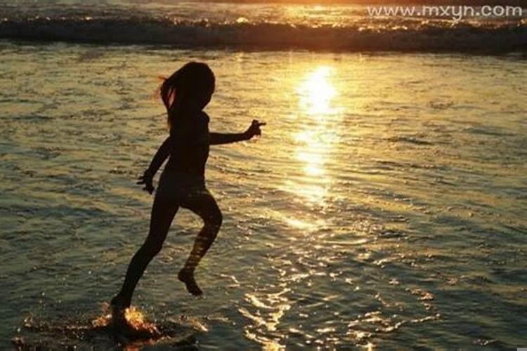 梦见别的女人光着全身是什么预兆