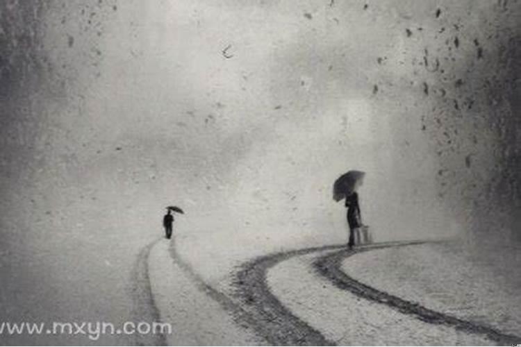 女人梦见爱人不见了