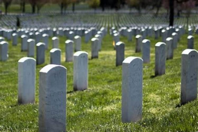 孕妇梦见很多墓碑是什么预兆