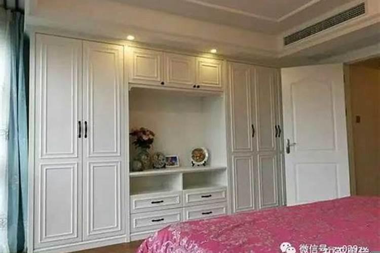 衣柜能不能正对床头放