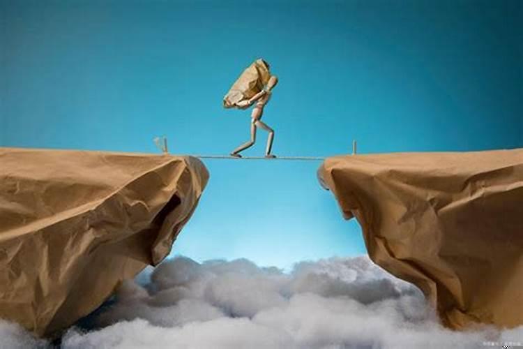 人生跌倒谷底怎么逆袭