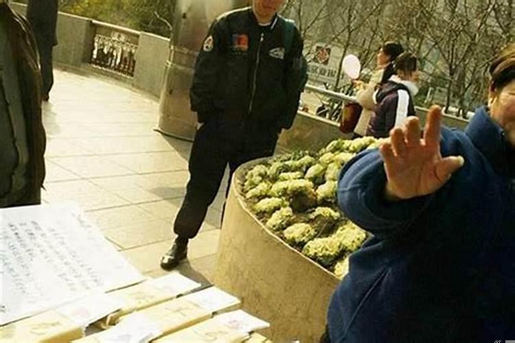 八字是不是不能轻易给人看事