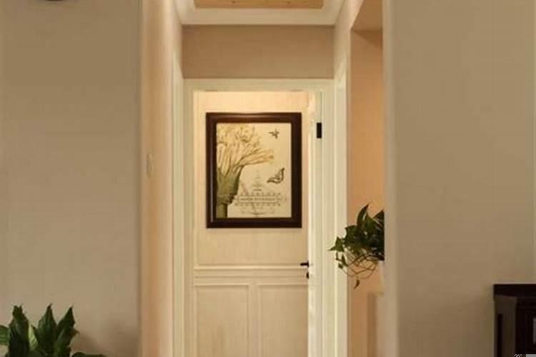 我家入户门对着卧室门怎么化解