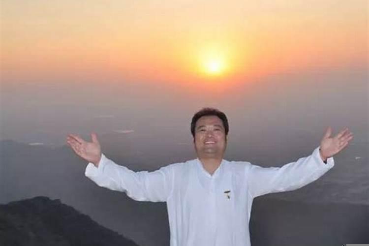 考事业单位在职还是辞职考