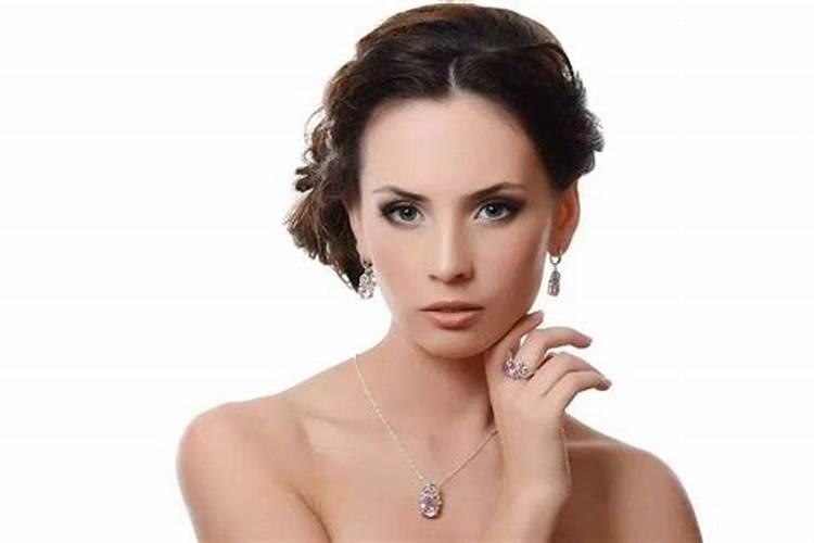 双子座男适合佩戴什么饰品