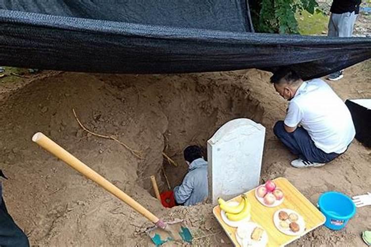 今天适合修坟吗吉利吗