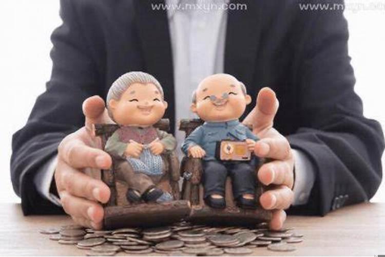 梦见暗恋的人和自己很亲密