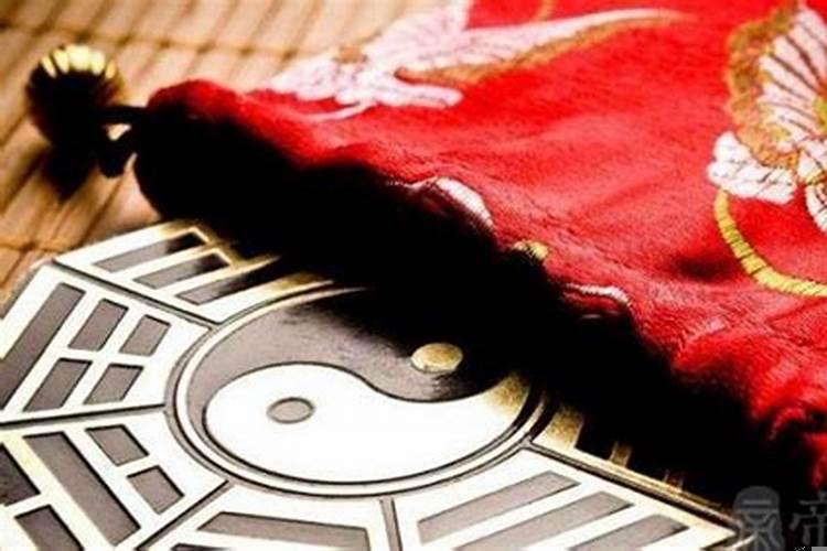 易经讲的冠带是什么意思呀