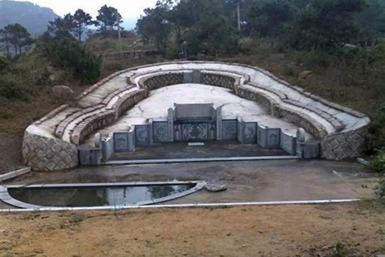 埋葬排列顺序是什么