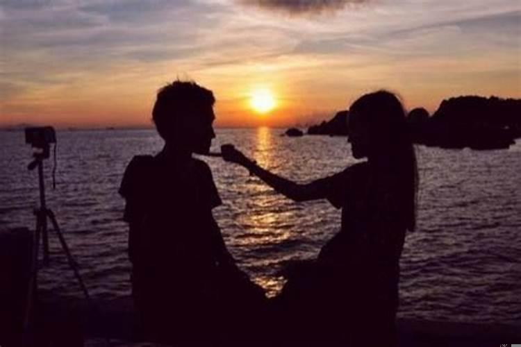 男人结婚后还会想初恋吗