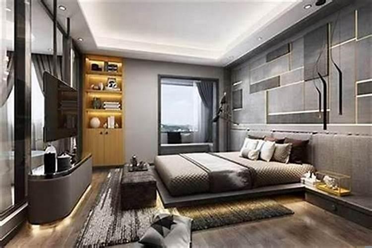 三层的别墅主人房在住哪一层好