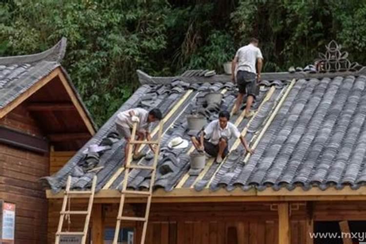 做梦在房顶上是什么意思?