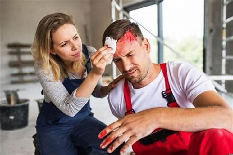 怀孕人梦见流血怎么回事