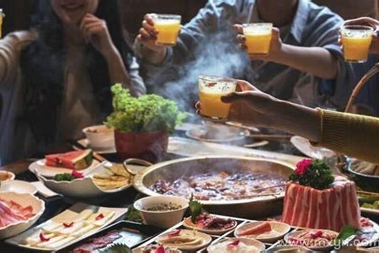 梦见去吃饭没有吃上