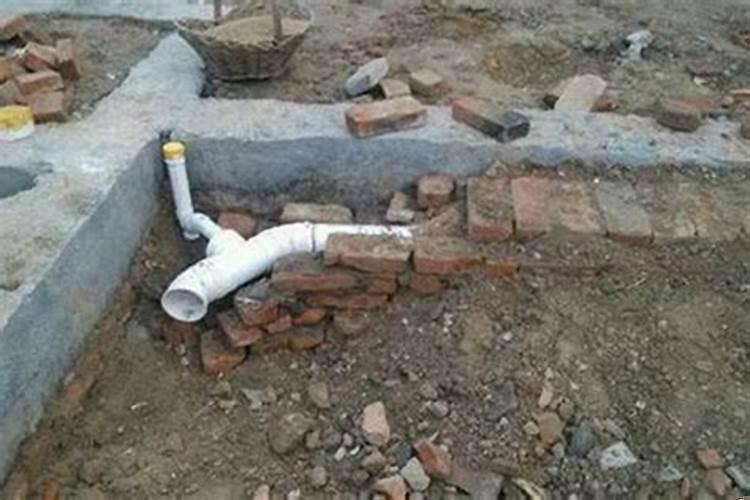 买别墅好还是自建房好