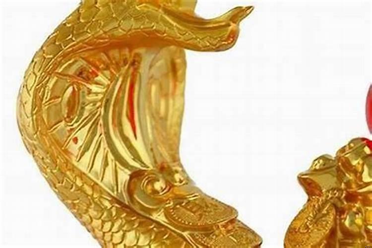 属蛇的今年什么太岁