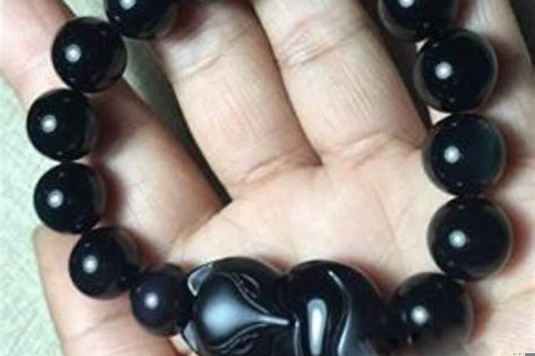 怎么对付有人总在你背后使坏