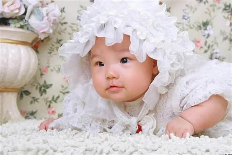 女孩才华出众的名字