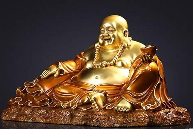 家里有弥勒佛摆件