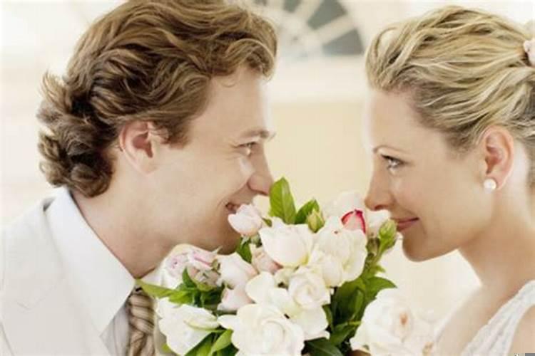 处女座爱上你的表现