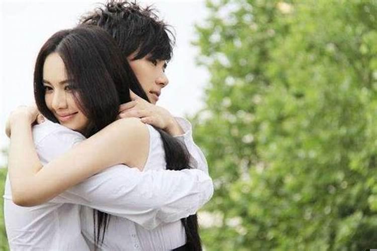 梦到喜欢的人抱着我哭