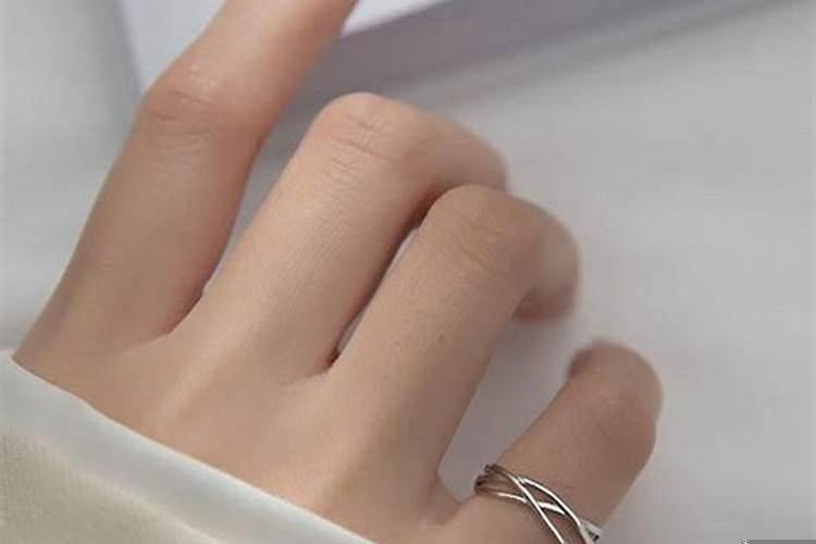 尾戒戴左手和右手的区别