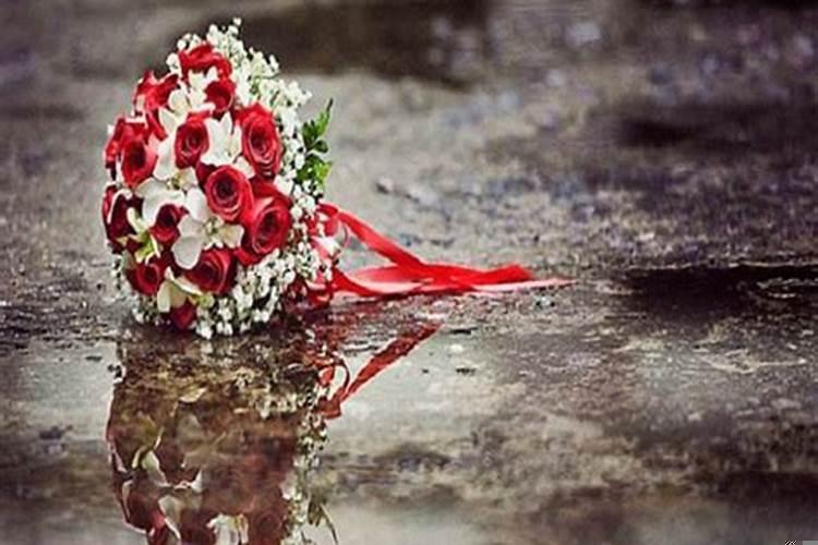 结婚时候下雨了有什么讲究