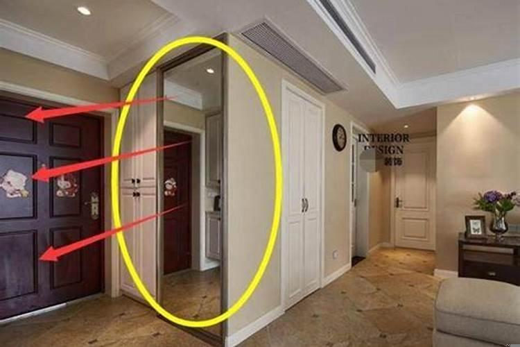 客厅五个门不好吗?