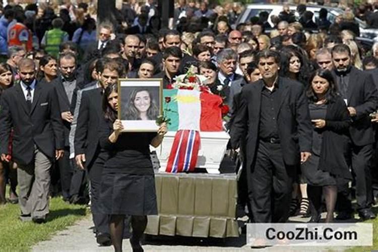 搬家应该穿什么颜色衣服