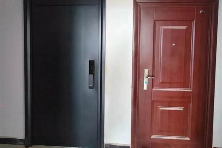 入户门和房间门高度不一致