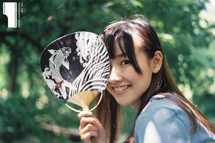 爱笑的人运气不会太差怎么幽默回复