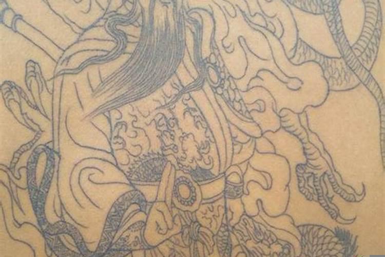 一段学历相差较大的爱情该不该继续追