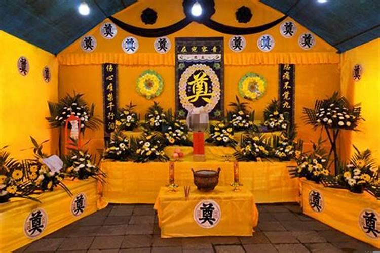 100元的三折是多少