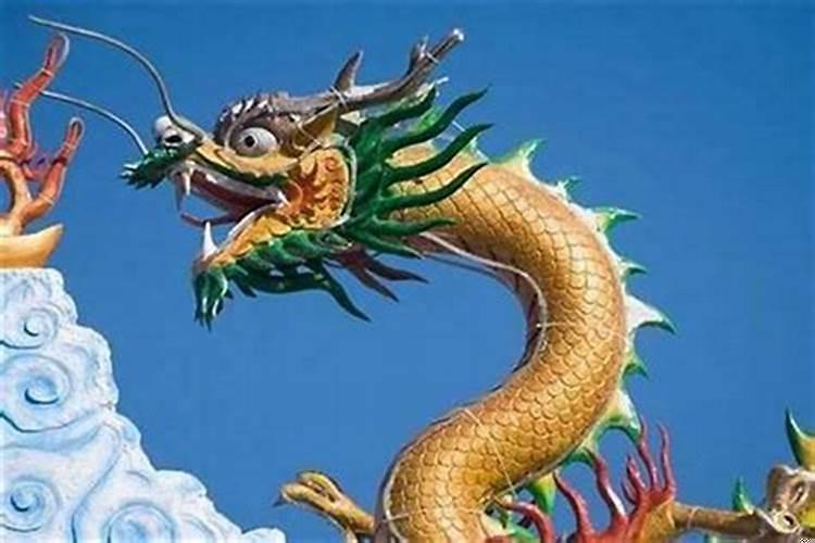 属龙带什么能招财